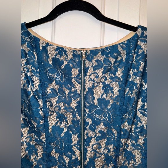 Danny and Nicole nude dress with Blue overlay lace floral design size 10 - Picture 6 of 10